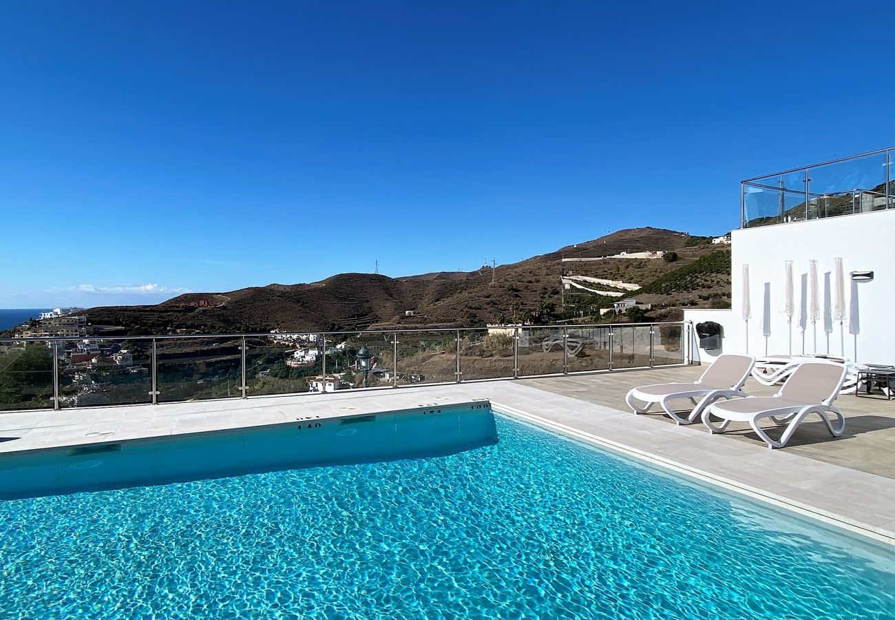 Appartamento a Nerja - Penthouse Balcon del Mar 122 by Casasol