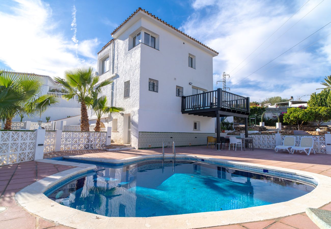 Villa a Nerja - Villa Mauri Private Pool by Casasol